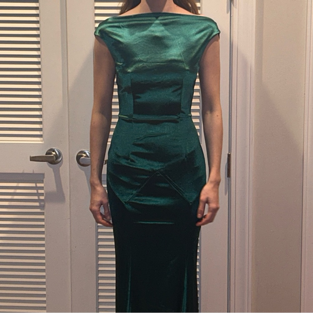 SAPPHIRE GREEN SATIN MERMAID DRESS - BODY HUGGING FLOOR LENGTH